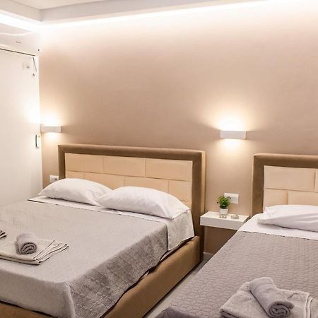 Luxury Seaside House With 2 Bathrooms Ksamil Luaran gambar