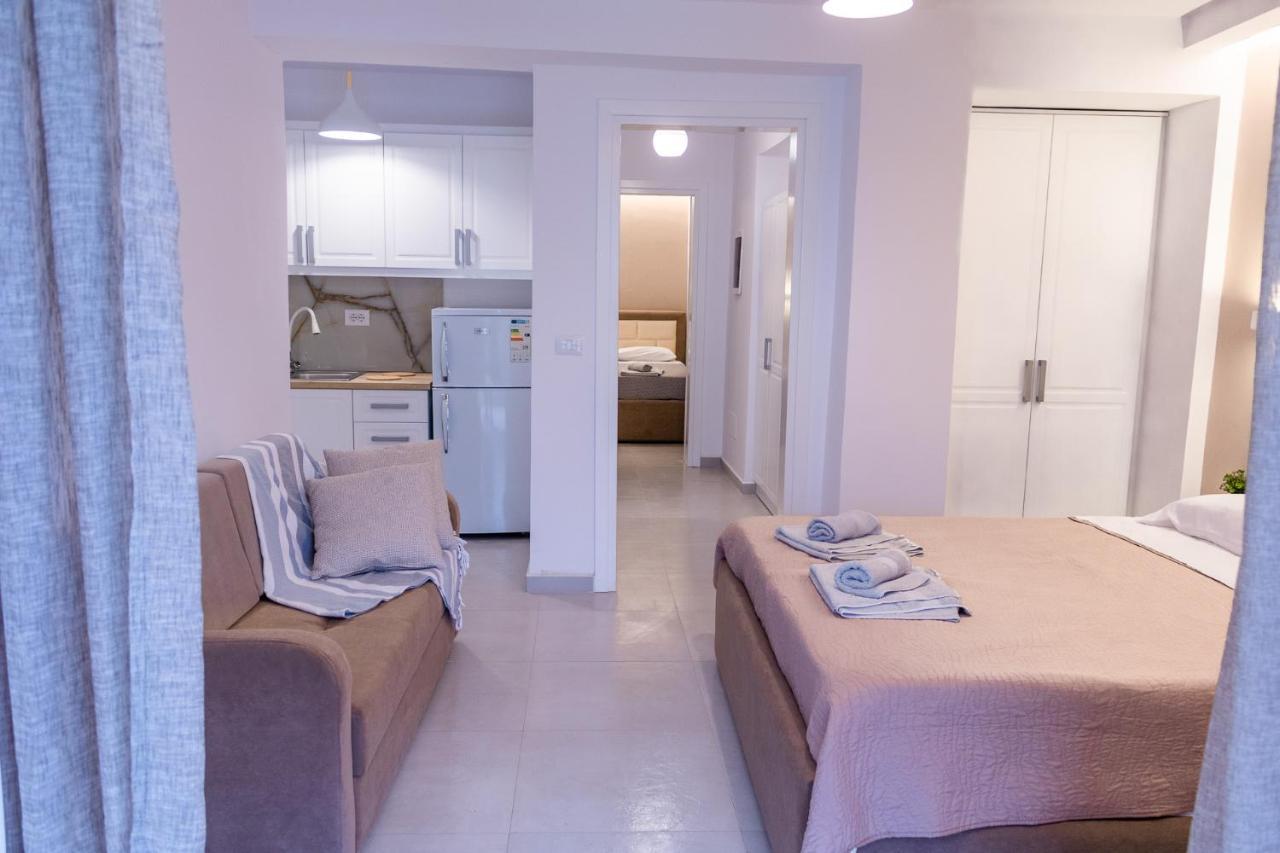 Luxury Seaside House With 2 Bathrooms Ksamil Luaran gambar